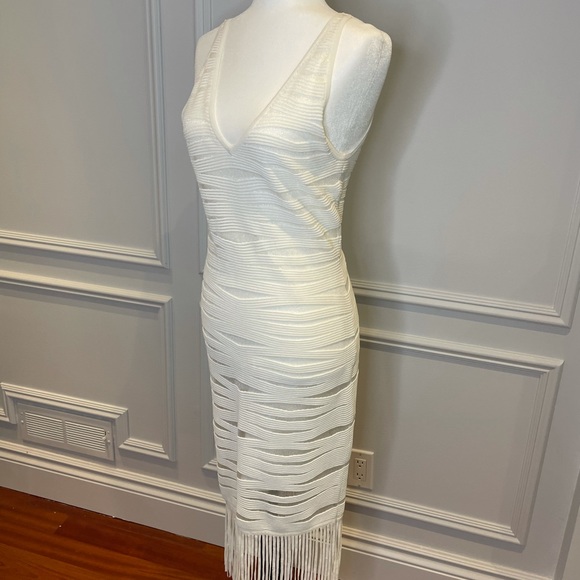 Parker Small white midi dress deep V with fringe - Picture 6 of 7
